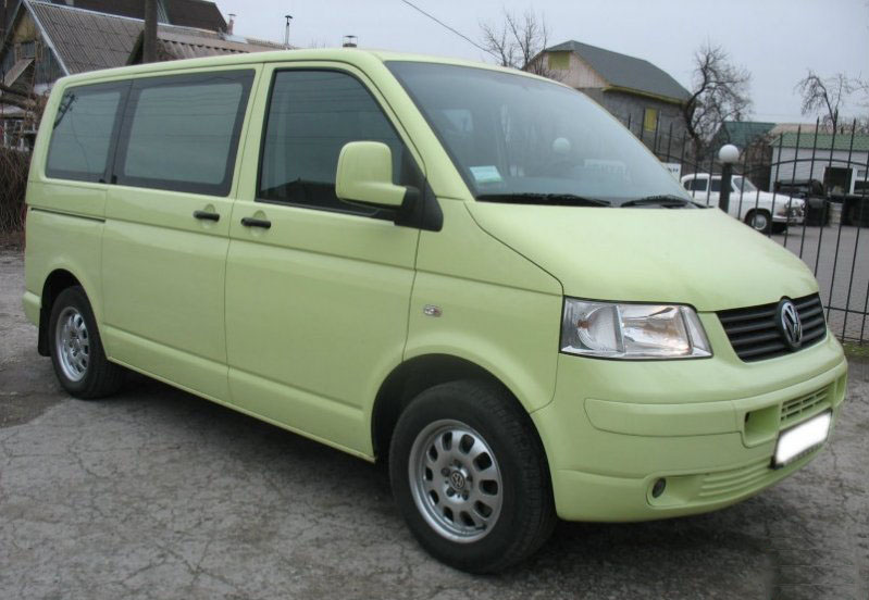 Volkswagen Transporter 5 (T5) used spares and scrapheap in Saratov Engels, Russia
